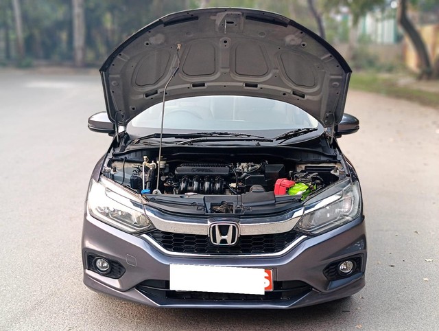 Second-hand 2019 Honda City i-VTEC CVT V for sale in New Delhi-24