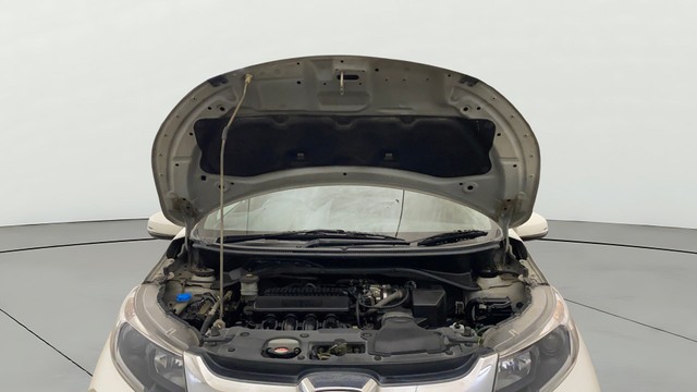 Second-hand 2016 Honda BR-V i-VTEC V MT for sale in Greater Noida-9