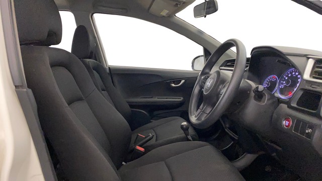 Second-hand 2016 Honda BR-V i-VTEC V MT for sale in Greater Noida-15