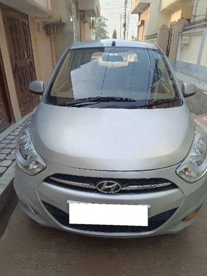 Second-hand 2011 Hyundai i10 Magna for sale in Hanumangarh