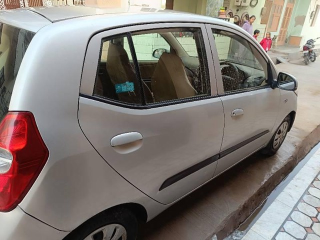 Second-hand 2011 Hyundai i10 Magna for sale in Hanumangarh-2