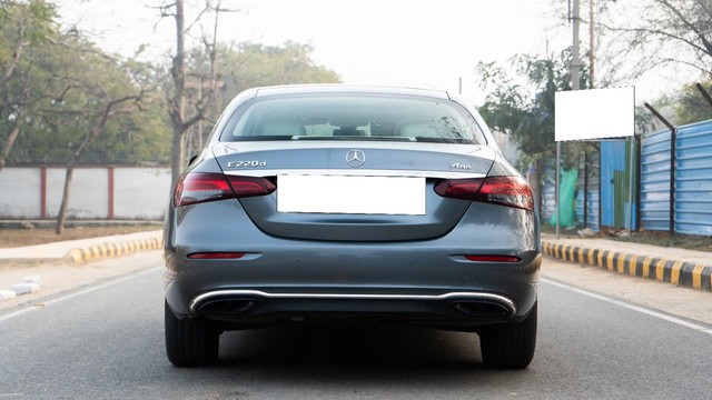 Second-hand 2021 Mercedes-Benz E-Class Expression E 220d for sale in New Delhi-7