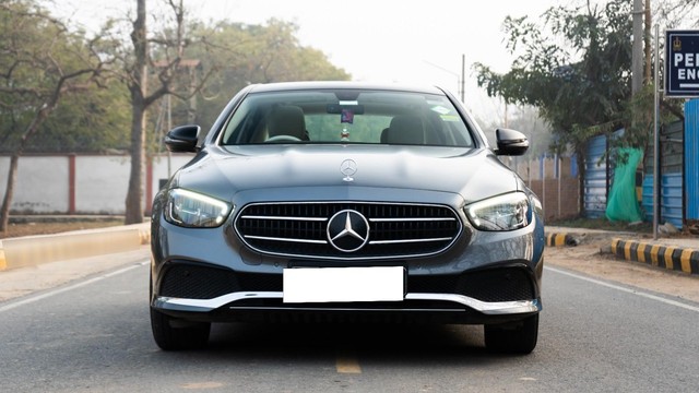 Second-hand 2021 Mercedes-Benz E-Class Expression E 220d for sale in New Delhi-4