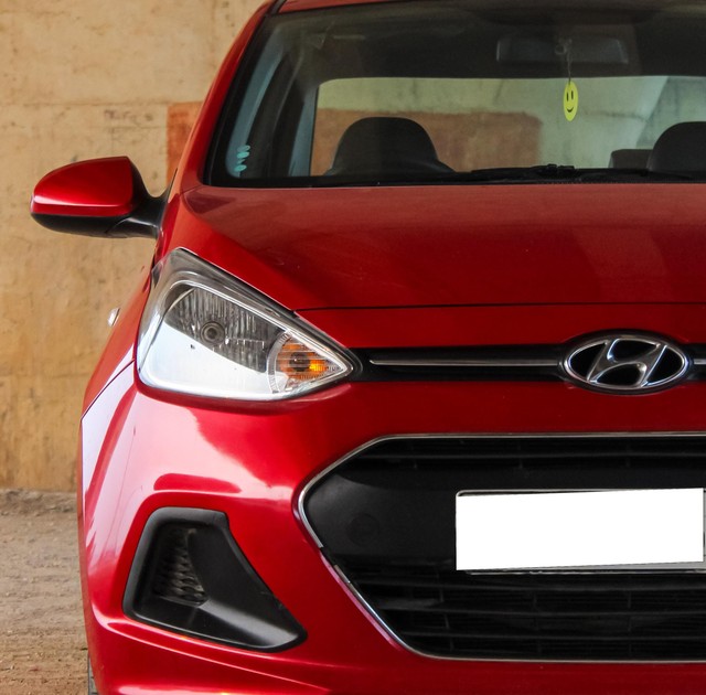 Second-hand 2017 Hyundai Xcent 1.1 CRDi S for sale in Ahmedabad-0