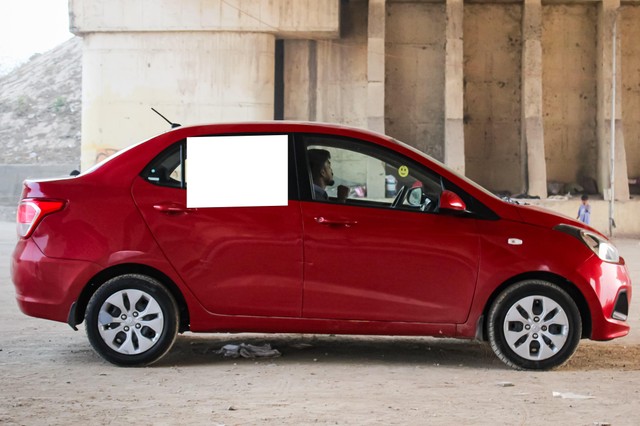 Second-hand 2017 Hyundai Xcent 1.1 CRDi S for sale in Ahmedabad-1