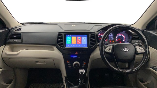 Second-hand 2022 Mahindra XUV300 W6 Sunroof BSVI for sale in Lucknow-10