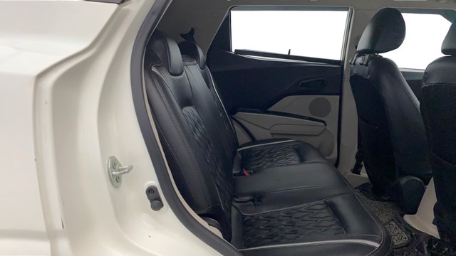 Second-hand 2022 Mahindra XUV300 W6 Sunroof BSVI for sale in Lucknow-16