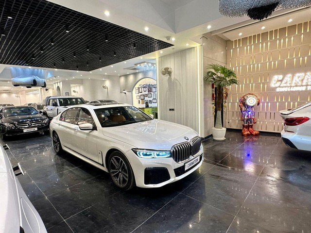 Second-hand 2022 BMW 7 Series 740Li M Sport for sale in New Delhi-20