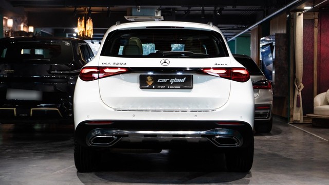 Second-hand 2025 Mercedes-Benz GLC 220d for sale in New Delhi-2