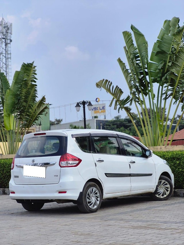 Second-hand 2016 Maruti Suzuki Ertiga BSIV VXI for sale in Surat-11