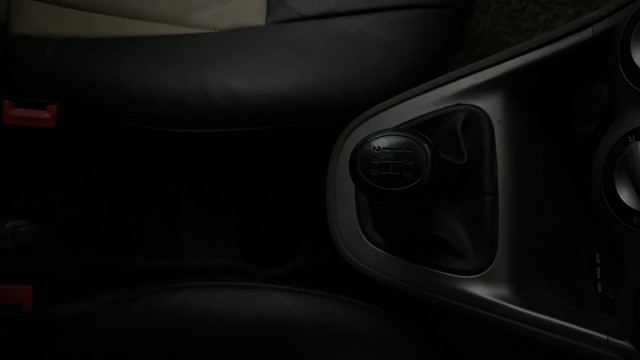 Second-hand 2014 Hyundai i10 Sportz 1.1L for sale in Noida-13