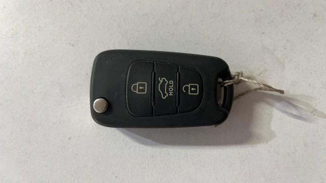 Second-hand 2014 Hyundai i10 Sportz 1.1L for sale in Noida-21