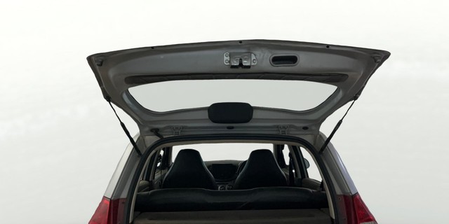 Second-hand 2014 Hyundai i10 Sportz 1.1L for sale in Noida-20