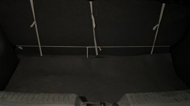 Second-hand 2014 Hyundai i10 Sportz 1.1L for sale in Noida-19