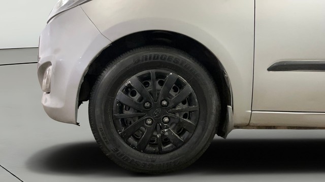 Second-hand 2014 Hyundai i10 Sportz 1.1L for sale in Noida-25