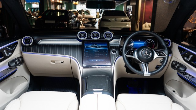 Second-hand 2024 Mercedes-Benz GLC 300 for sale in New Delhi-13