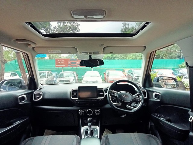 Second-hand 2021 Hyundai Venue SX Plus Turbo DCT for sale in Thane-10