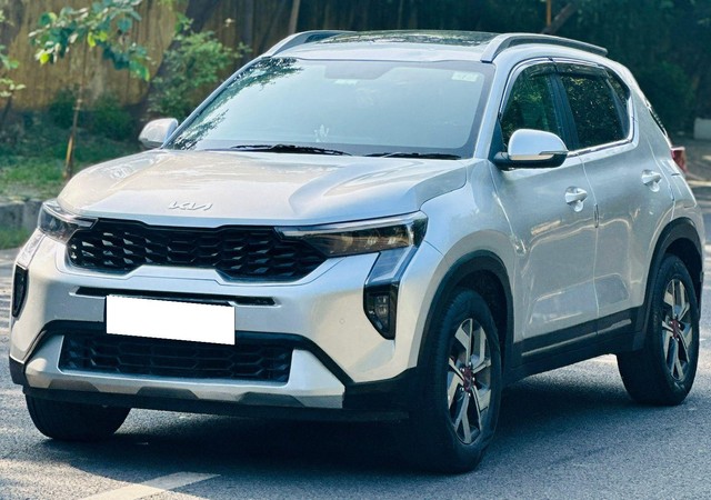 Second-hand 2024 Kia Sonet HTX Diesel AT for sale in New Delhi-4