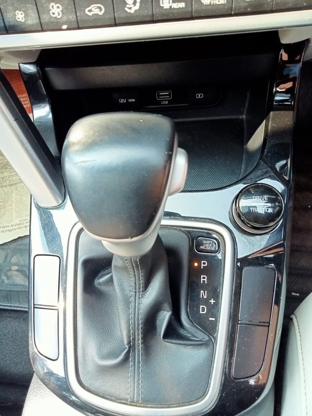 Second-hand 2022 Kia Seltos HTX IVT for sale in Thane-13