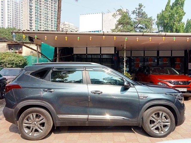Second-hand 2022 Kia Seltos HTX IVT for sale in Thane-14