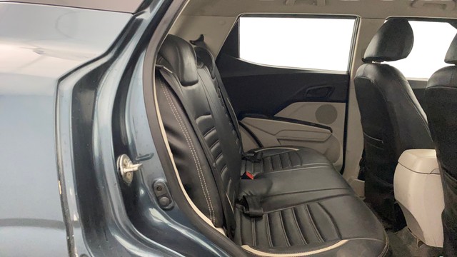 Second-hand 2022 Mahindra XUV300 W4 BSVI for sale in Lucknow-16