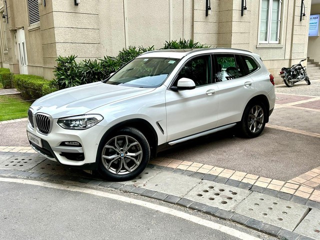 Second-hand 2019 BMW X3 xDrive 20d Luxury Line for sale in New Delhi-5