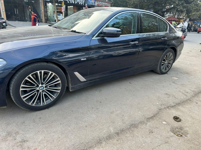 BMW 5 Series 520d Sport Line Second-hand 2018 BMW 5 Series 520d Sport Line for sale in New Delhi-3