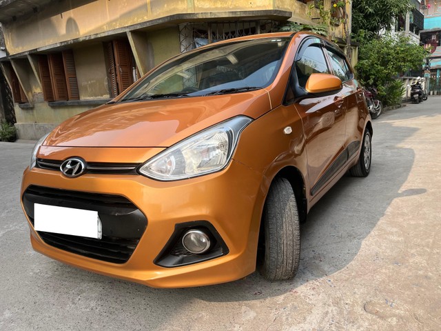 Second-hand 2013 Hyundai Grand i10 Magna for sale in Kolkata-5