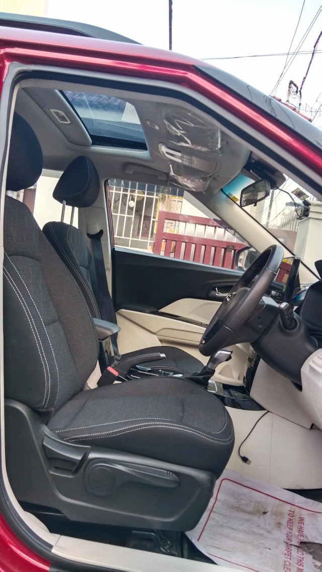 Second-hand 2024 Mahindra XUV 3XO AX5 AT for sale in Coimbatore-7