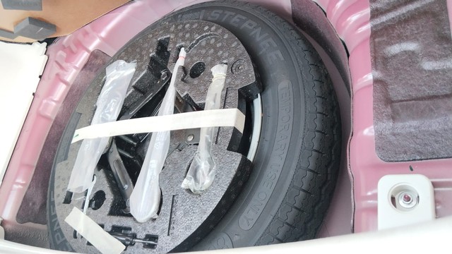 Second-hand 2024 Mahindra XUV 3XO AX5 AT for sale in Coimbatore-11