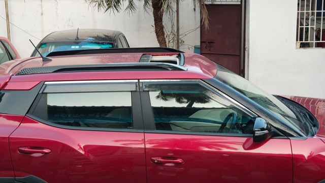 Second-hand 2024 Mahindra XUV 3XO AX5 AT for sale in Coimbatore-9