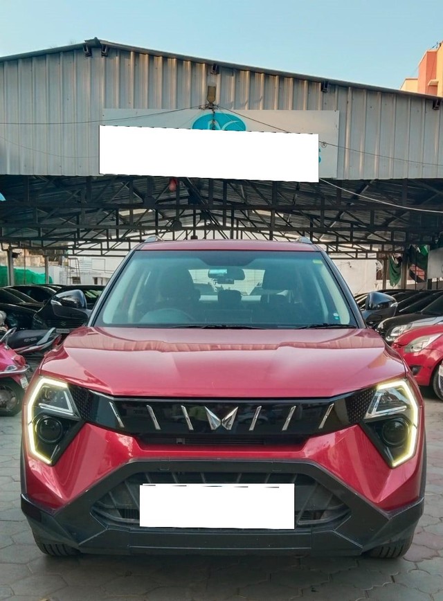Second-hand 2024 Mahindra XUV 3XO AX5 AT for sale in Coimbatore-5