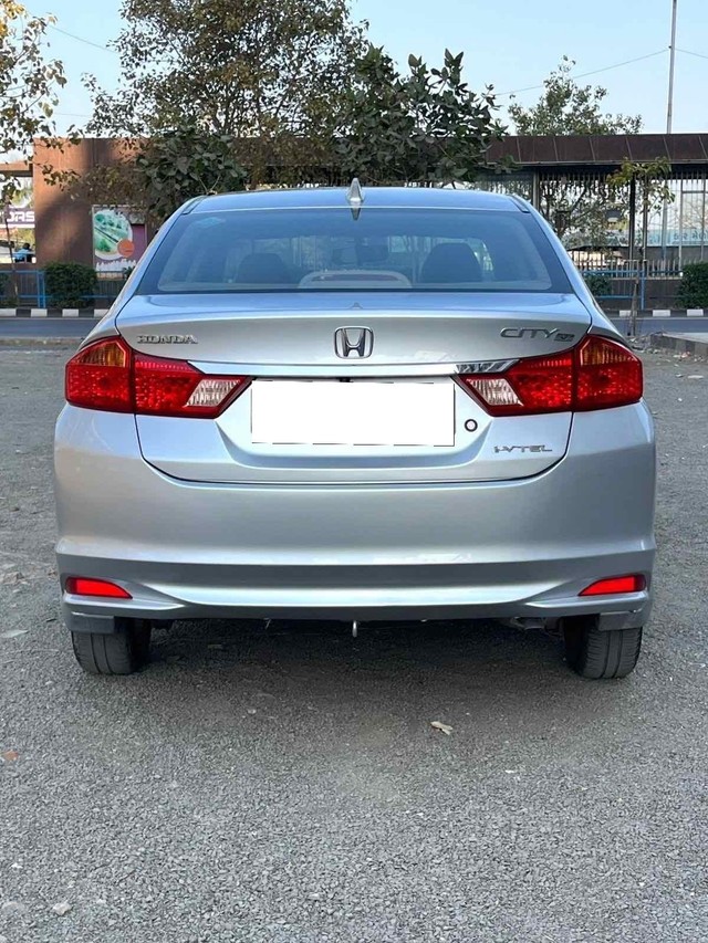 Second-hand 2014 Honda City i VTEC V for sale in Surat-2