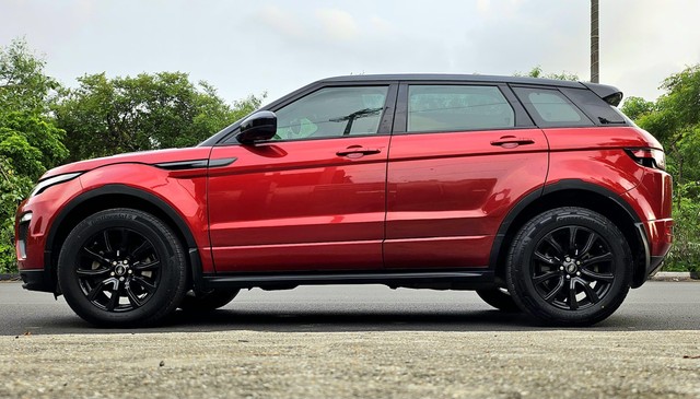Second-hand 2019 Land Rover Range Rover Evoque 2.0 TD4 HSE Dynamic for sale in New Delhi-3
