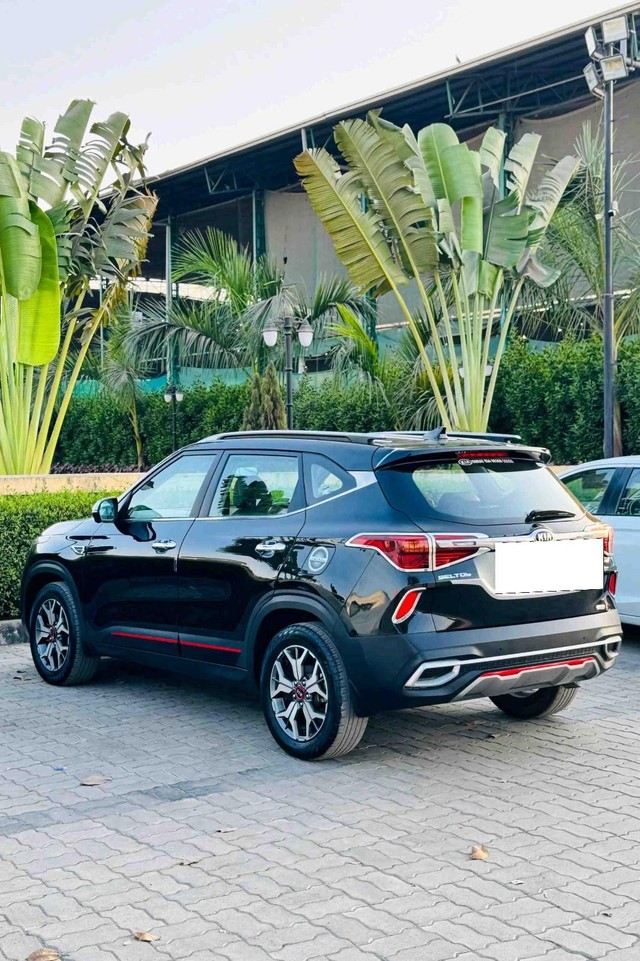 Second-hand 2020 Kia Seltos GTX Plus DCT for sale in Surat-4