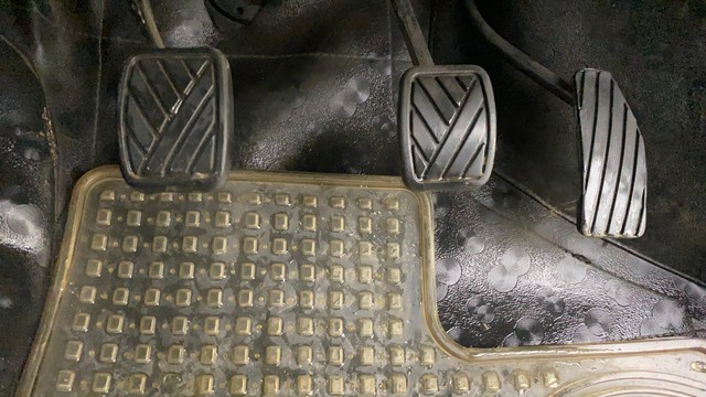 Second-hand 2017 Maruti Wagon R VXI BS IV for sale in Ahmedabad-14