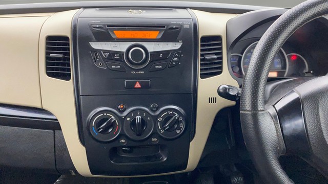 Second-hand 2017 Maruti Wagon R VXI BS IV for sale in Ahmedabad-22