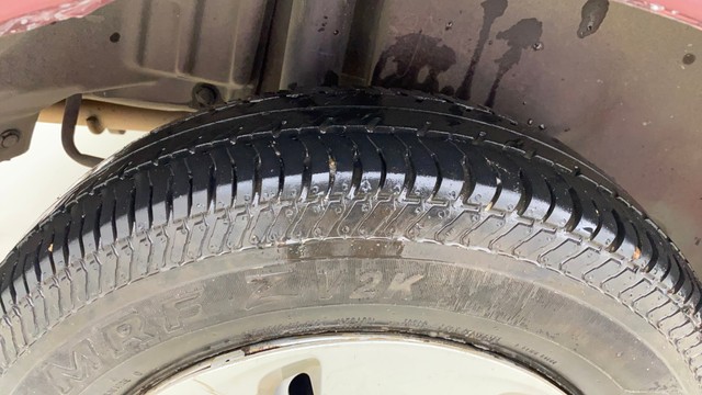 Second-hand 2015 Maruti Swift Dzire LXI for sale in Ahmedabad-29