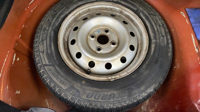 Second-hand 2015 Maruti Swift Dzire LXI for sale in Ahmedabad-27