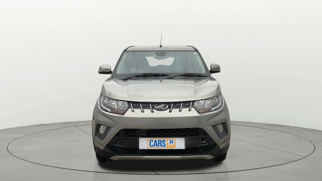 Second-hand 2017 Mahindra KUV 100 NXT D75 K8 for sale in New Delhi-18