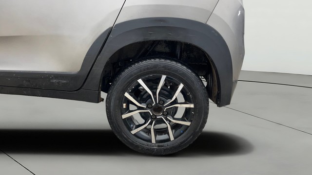 Second-hand 2017 Mahindra KUV 100 NXT D75 K8 for sale in New Delhi-28