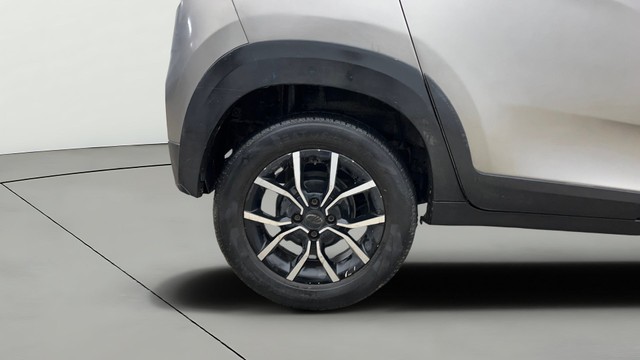 Second-hand 2017 Mahindra KUV 100 NXT D75 K8 for sale in New Delhi-27