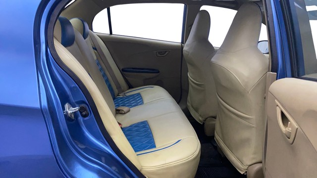 Second-hand 2014 Honda Amaze EX i-Vtech for sale in Kochi-16