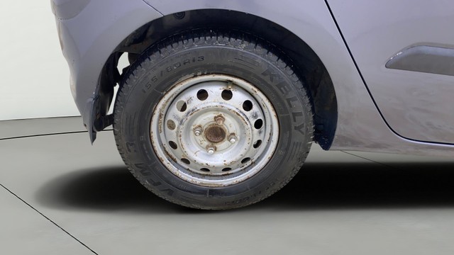 Hyundai i10 Magna 1.1L Second-hand 2016 Hyundai i10 Magna 1.1L for sale in Ahmedabad-24