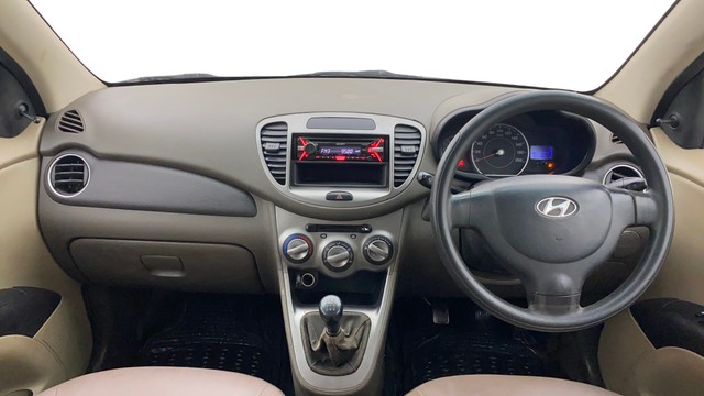 Hyundai i10 Magna 1.1L Second-hand 2016 Hyundai i10 Magna 1.1L for sale in Ahmedabad-10