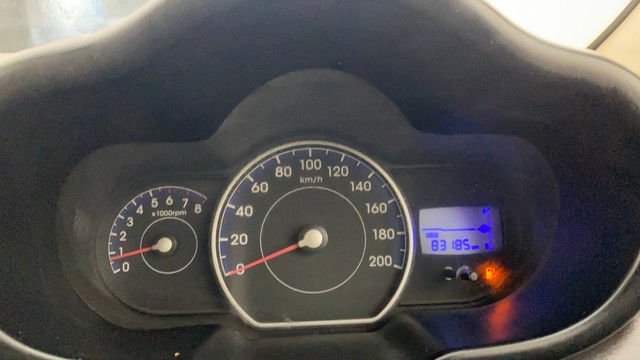 Hyundai i10 Magna 1.1L Second-hand 2016 Hyundai i10 Magna 1.1L for sale in Ahmedabad-11