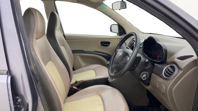 Hyundai i10 Magna 1.1L Second-hand 2016 Hyundai i10 Magna 1.1L for sale in Ahmedabad-15