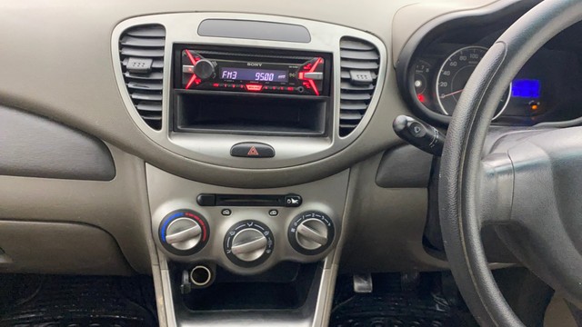 Hyundai i10 Magna 1.1L Second-hand 2016 Hyundai i10 Magna 1.1L for sale in Ahmedabad-22