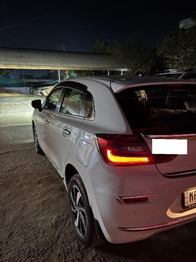 Second-hand 2024 Toyota Glanza V for sale in Gwalior-5