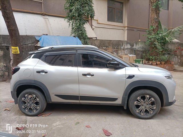 Second-hand 2024 Renault Kiger RXZ for sale in Mumbai-7